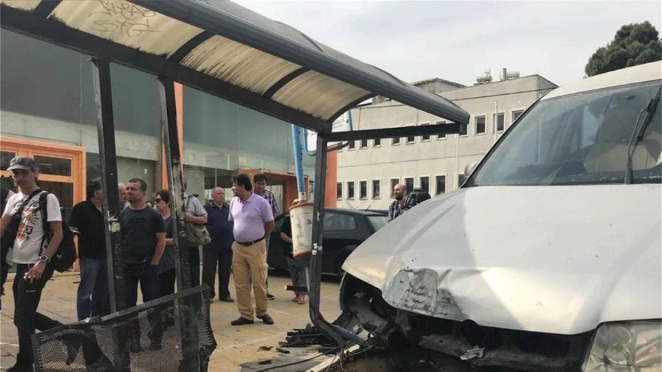 Τραγωδία στη Μεταμόρφωση: «Είχαμε αργήσει στο σχολείο, ο μπαμπάς έτρεχε» λέει το 9χρονο κορίτσι